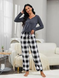 Women's Sleepwear Long Sleeves Pajamas Set Front Button Solid Top & Elastic Plaid Pants 2 Pieces V Neck Nightwear Home Suit