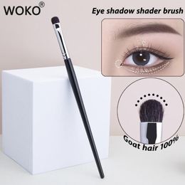 Makeup Brushes Eye Shadow Small Shader Brush Pro Smudge Goat Hair Tongue Head Eyeshadow Tool