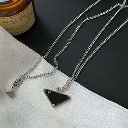 Quality Necklaces Triangle Pendant High Designer Choker Design Brand Letter Sier Plated Necklace Link Chain for Women Wedding Birthday Jewellery Accessories