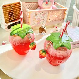 Water Bottles Strawberry Straw Bottle Pineapple Portable Plastic Cup For Spring Wedding Shower Birthday Party Desktop Decoration