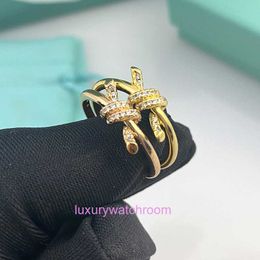 Women Band Tiifeany Ring Jewellery V Gold Plating New Knot Female 18k Rose Twisted Rope Girl Love Ling Same Style High