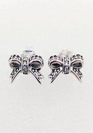 Charms designer jewelry Authentic 925 Sterling Silver DELICATE BOW Stud Earring P Earrings luxury women Valentine day bi3332463