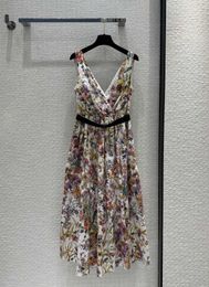 Milan Runway Dress 2024 Nowe wiosenne lato V Neck Mash Modna sukienki marka tego samego stylu sukienki 0507-02