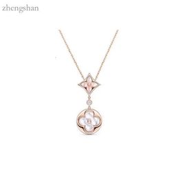 Q94355 Colour Blossom sun pendant pink gold and white mother of pearl Pendant Necklaces Gold Plated Women Fashion Designer v four Leaf Clover Chains Jewellery 3901