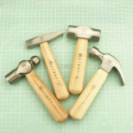 Hammer Short Handle Small Hammer Strong Magnetic Claw Iron Hammer Multifunctional Nail Lifting Hammer Woodworking Wooden Hammer Tools
