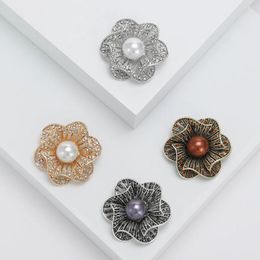 Brooches Pearl Flower Hollow Out For Women Unisex Rhinestone Clothing Pins Vintage Charm Jewelry Party Wedding Gifts