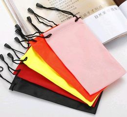 Can print LOGO 10PCS Pouches for Sunglasses Eyewear Accessories Mp3 Soft Cloth Dust Pouch Optical Glasses Carry Bag 18x9cm3305397