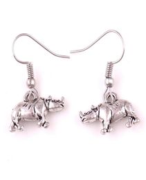 Apricot Fu Vintage Silver Animal Rhino Charm Pendants Dangle Earrings For WomenGirl Fashion Jewelry Gift3189141