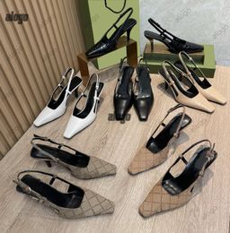 Kleidungsschuhe Slingback High Heels Schnüren flach geschnittene Schuhe Sandalen mittelschwerem Netz mit Kristallen funkelnde Druckschuhe Gummi-Leder-Knöchelgurt Frauen Pantoffeln 36-42