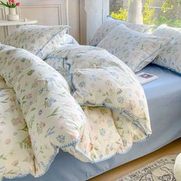Bedding sets Pastoral Girls Flower Bedding Sets Washed Cotton Bed Lines Soft Quilt Cover Sheet Set Simple Bedspread Home Textiles J2405