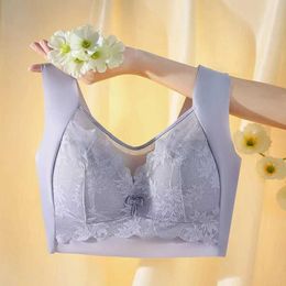 Bras Sexy lace seamless vest style womens underwear without steel rings large size one piece fixed cup womens thin braL2405