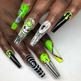 False Nails New Hallown Fake Nails Creative Ghost Flame Spider Web Pattern Coffin Fake Nail Acrylic Nails Tips for Girls Hallown Gift T240507