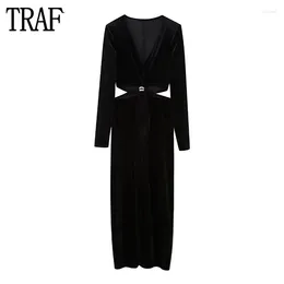 Casual Dresses 2024 Velvet Long For Women Black Cut Out Midi Dress Woman Pleated Party Sleeve