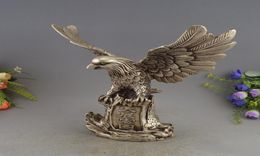 Vieux Chinois FengShui Folk Argent Sculpture Animaux Fly Eagle Hawk Statue Sculpture8810666