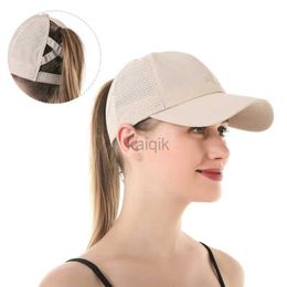 Ball Caps Baseball Caps For Women Hats New Breathable Mesh Sun Visor Hats Female Summer European Outdoor Sports Criss Cross Ponytail Hat d240507