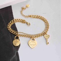 Bracelets Fashion Designer Necklace Top Steel Korean Version Gold t Family Lettering Love Small Lock Key Double Layer Brac 9524 4JVK