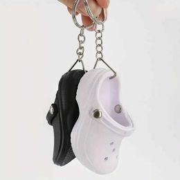 Keychains Lanyards Cute Cartoon Shoe Charms For DIY Crafting Mini Slipper Pendant Keyrings Bag Purse Ornaments Car Trinket Accessories Key Holder