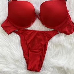 Bras Sets 2024 Rhinestone LOG Ladies Underwear Set Sexy Red Bra Panties Push Up Wholesale