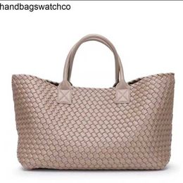 Bottegvenets Handbags Cabat Tote Bag Large 2024 New Woven Big Fashion High End Handbag Celebrity Same Style Trendy Shoulder Frj