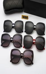 2021 fashion high quality resin lens sunglasses PC frame men and women polarized sunglasses come with box No 18459071924