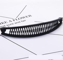 New Hair Claws Clip Fish Shape Banana Barrettes Black White Hairpins Hair Accessories For Women Clamp4381391