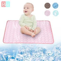 100x70cm Baby Summer Ice Soft Breathable Mattress Double Sided Cotton Mesh Baby Bedding Set Machine Washable Bed Ice Mattresses 240506