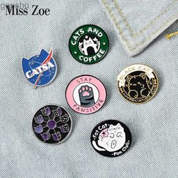 Pins Brooches Cats Club Enamel Pin Cat Moon Cafe Paw Badge Customised Cat Chest Pin Flip Collar Pin Jeans Shirt Bag Cute Animal Jewellery Gift WX