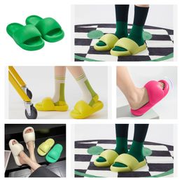 2024 fashion designer ladies flip flops simple youth slippers shoes suitable for spring summer and autumn hotels beaches other places