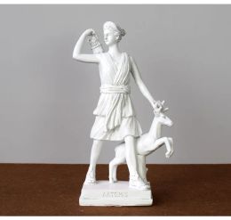 Miniatures resin figure mental psychological sand table game box court therapy moon goddess Artemis, hunting goddess