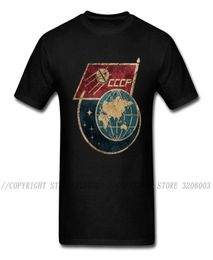 Sputnik 1 Tshirt Men Pride T Shirt Russia Tshirt Retro Design Mens Tees CCCP Tops Print C P Flag USSR Black Streetwear Cool 210329159211