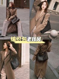 Leather Handbag Woven Bag for Women Single Shoulder Large Capacity Tote Bag Crossbody Handheld Commuting Bag and Niche Design for Work Andiamo