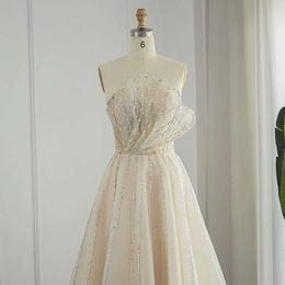 Net Paillette Prom Ruche klänningar Empire Elegant Organza Strapless ärmlös i full längd LACE UP Club Custom Made Formal Evening Dress Sweep Plus Size