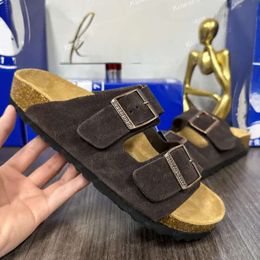 Designer Shoe Bostons Clogs Sandals Clog Slippers Cork Flat Fashion Summer Fashion Luxury Leather Slide Favourite Beach Casual Shoes Women Men Couple Shoes 225