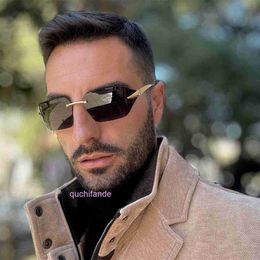 الكلاسيكية العلامة التجارية Retro Crattire Sunglasses New Learbeless Largular Curved Lenses Sunglasses Trend Trend للجنسين العصري