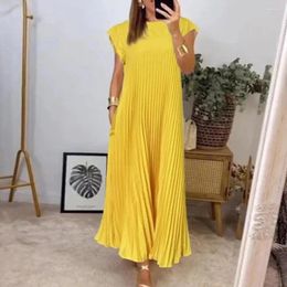 Casual Dresses Round Neck Pleated Dress Elegant Maxi With Side Pockets For Women Breathable A-line Summer Vacation Wear Solid