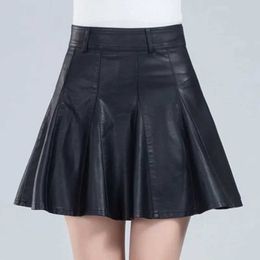 Skirts Womens Leather Elegant Plus New Fashion Korean Genuine Leather High Waist Mini Leather Womens Sexy Leather Q240507