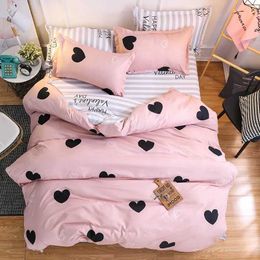 Bedding sets Nordic style pink heart-shaped bedding cute bedding linen down duvet cover bed sheets and pillowcases large home textile set J240507
