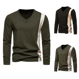 2023 Mens Autumn and Winter American Fashion Retro Vneck Long Sleeve Tshirt Underlay 240420