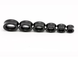 Black Western Hollow Wood Ear Plugs Tunnels Fashionable Ear Expander Body Piercing Jewellery For Men and Women6823684