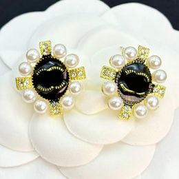 Classics Designer Letter Studs Pearl Crystal Earrings Design Brand Stud Jewellery 18k Gold Earring Fashion Men Womens Wedding Jewellery Birthday Gifts