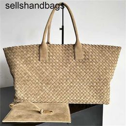 Totes Bottegvenets Cabat Handbag Large Capcity Bag Woven Cloud Mirror Quality Large Luxury Women Handbag Leather Brown Black Fashion Lady Shopping Bagswqw4L54