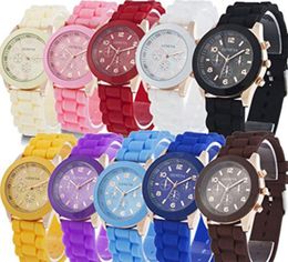 10 Pack Whole Geneva Men Women Children Analogue Display Silicone Watches Jelly Tone Quartz Dress Wristwatches Birthday Christma2394221