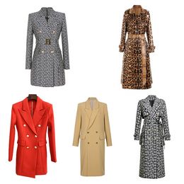 Feminino feminino blazers conjuntos de primavera outono inverno Dois PCs de duas toques casuais jackets de moda de gabinete de gabinete