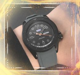 Mens Stylish Automatic Quartz Battery Watches day date time Colourful rubber strap clock good looking elegant hour calendar set auger business bracelet Watch gifts