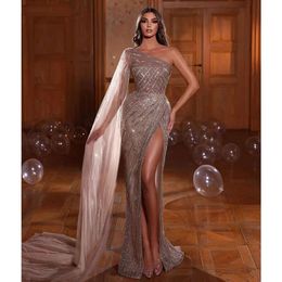 Sparkly Mermaid Prom One Shoulder Capes V Neck Appliques Sequins Beaded Evening Lace Floor Length Side Slit Formal Dresses Plus Size Custom Made 0431