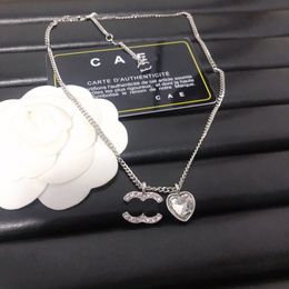 Designer Neue Doppelhänger -Halskette Boutique 925 Silber verplattet modische romantische Liebe Geschenk Halskette Hochwertige Diamant Charme Damen Halskette Box