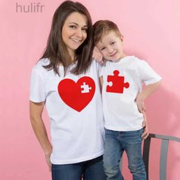 Family Matching Outfits I Love Mom Mommy and Me Outfit Mother Daughter Son Gift Unisex T-shirt Family Matching Tee Valentines Day Cute Tshirts d240507