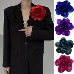 Brooches 2024 French Large Flower Brooch Fabric Handmade Suit Sweater Coat Pin Clothing Accessories