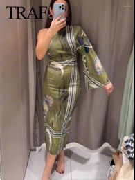 Casual Dresses 2024 Woman Folds Asymmetric Sexy Off Shoulder Decorate Slim Party Women Vintage Green Printed Chic Midi Dress