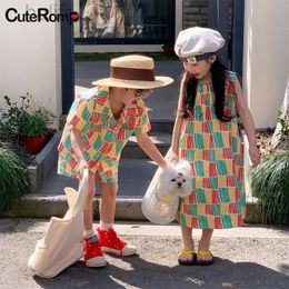 Family Matching Outfits Summer Boy Clothes Set Girl dress Korean Style Contrast Stripe Shorts Set Sleeveless Skirt family matching outfits Sibling look d240507